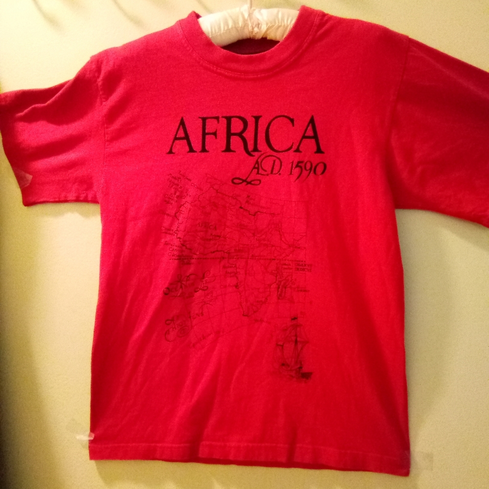 Graphic Tee First Light Africa 1590AD